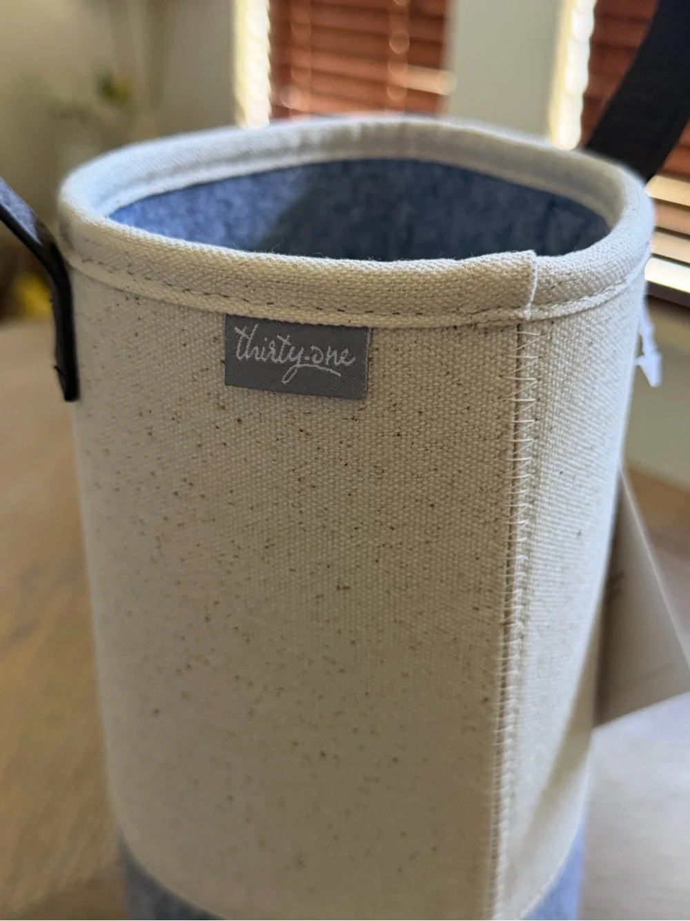 NWT Thirty-One Felt Wine & Gift Bag Bundle (Set of 2) – Natural Canvas & Gray